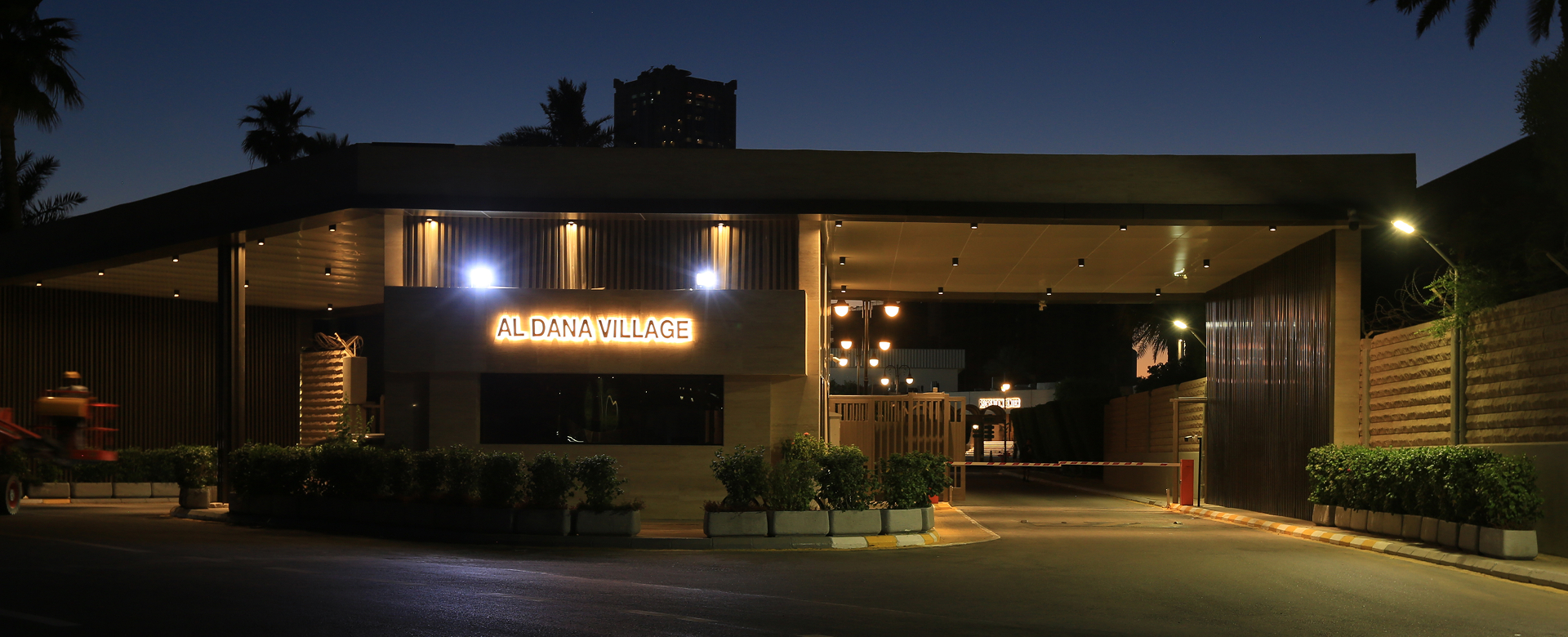 compressed_rectangle-158-7 (1).jpg